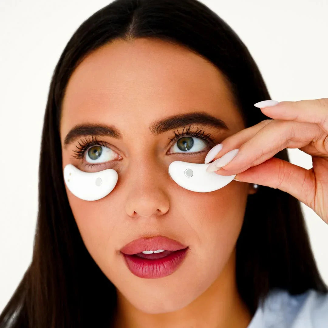 Capsule oculari massaggianti con terapia a luce rossa per occhiaie e borse